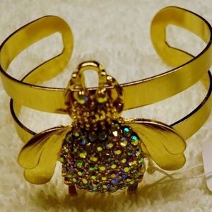 Amazon Collection Jewelry - Amazon Collection Gold/Crystal Bee Cuff Bracelet Amazon Collection Jewelry - Amazon Collection Gold/Crystal Bee Cuff Bracelet
